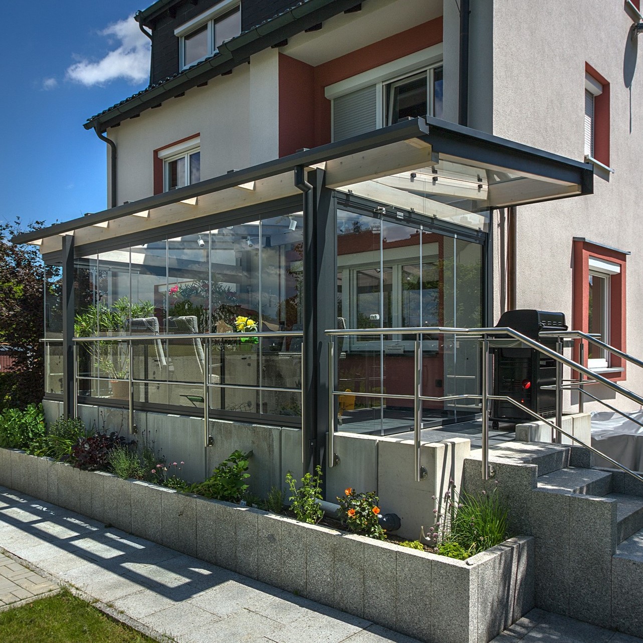 Terrassenüberdachung Holz Alu in der Nähe von Hof BAUMANN Wintergarten